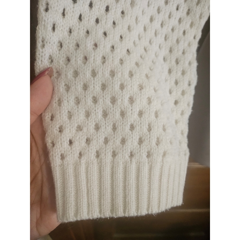 No Comment Open Knit Cropped Long Sleeve Off White Sweater - Picture 5 of 10